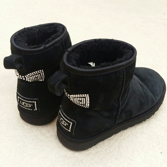 UGG Black Classic Bling Bow Boots Size 8 - Picture 1 of 6